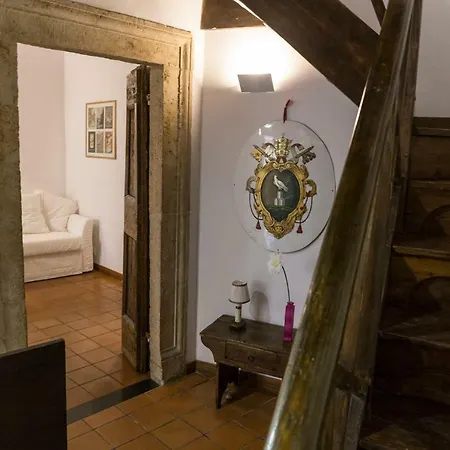 Behind Navona 아파트