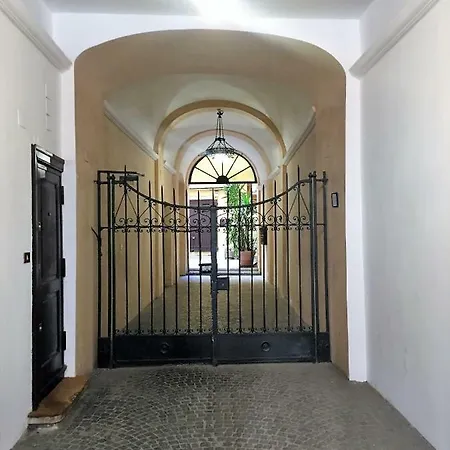 아파트 Behind Navona *