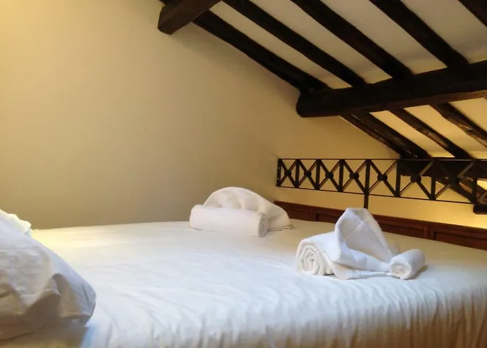 Behind Navona Apartamento *